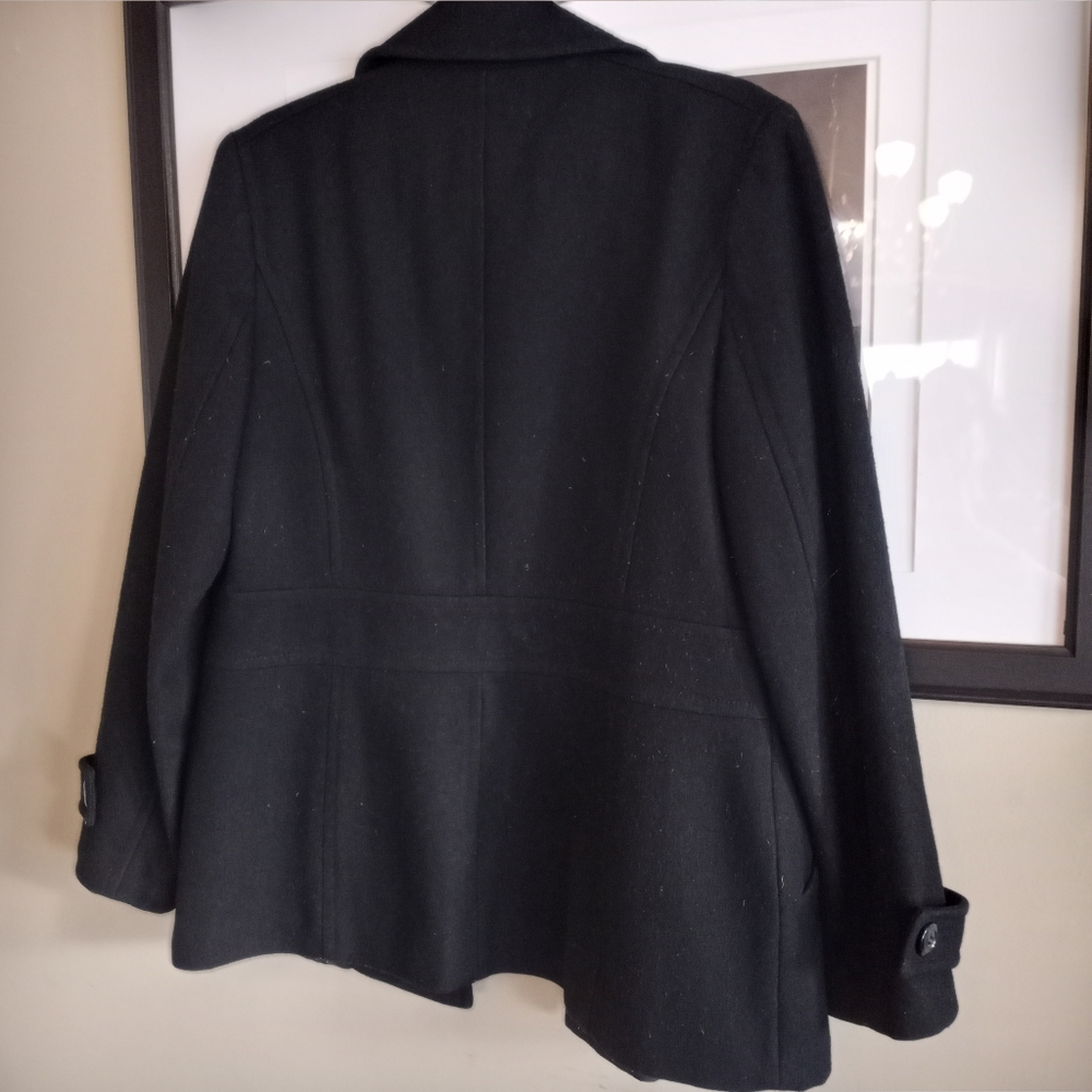 Jacket - Picture 2 of 3